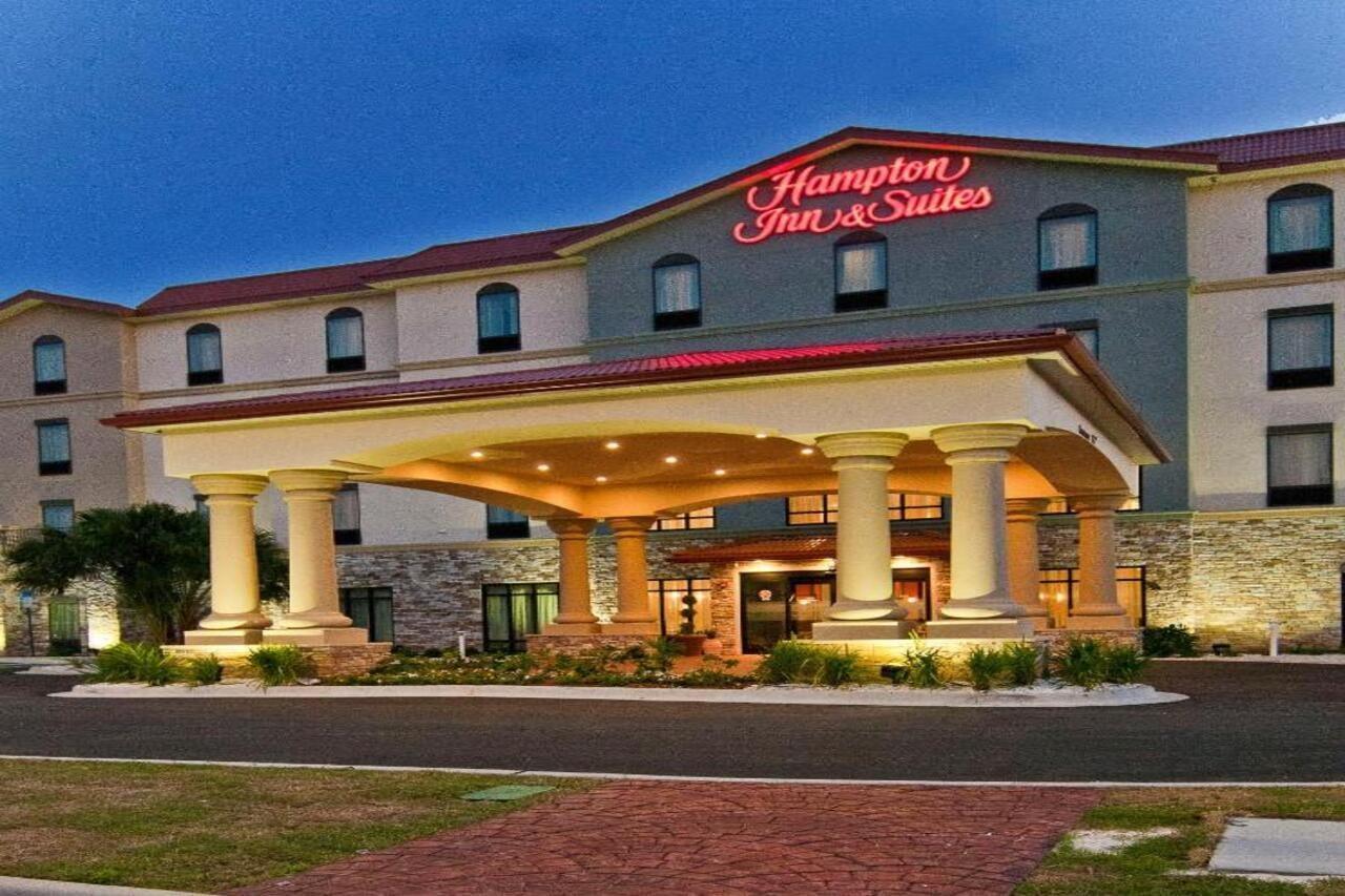 Hampton Inn & Suites Pensacola/I-10 Pine Forest Road Ferry Pass Exterior photo
